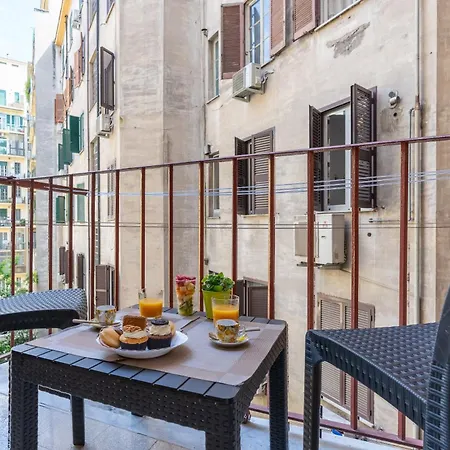 דירה Imperial House - 300m To Metro B, Open View, 4-6pax