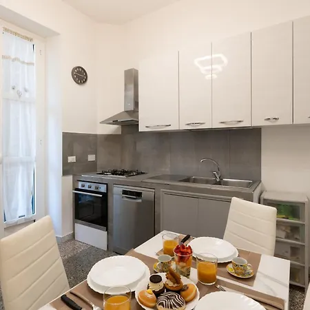 Imperial House - 300m To Metro B, Open View, 4-6pax