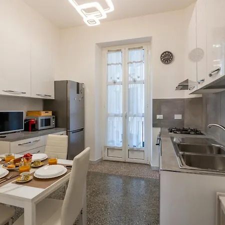 Imperial House - 300m To Metro B, Open View, 4-6pax Appartamento