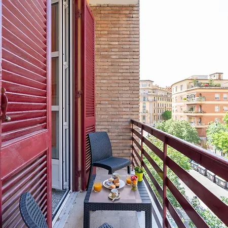 Appartamento Imperial House - 300m To Metro B, Open View, 4-6pax Roma